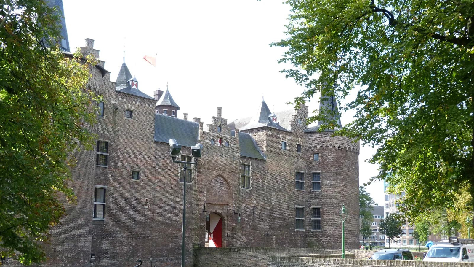 Zicht op Kasteel Helmond in Helmond
